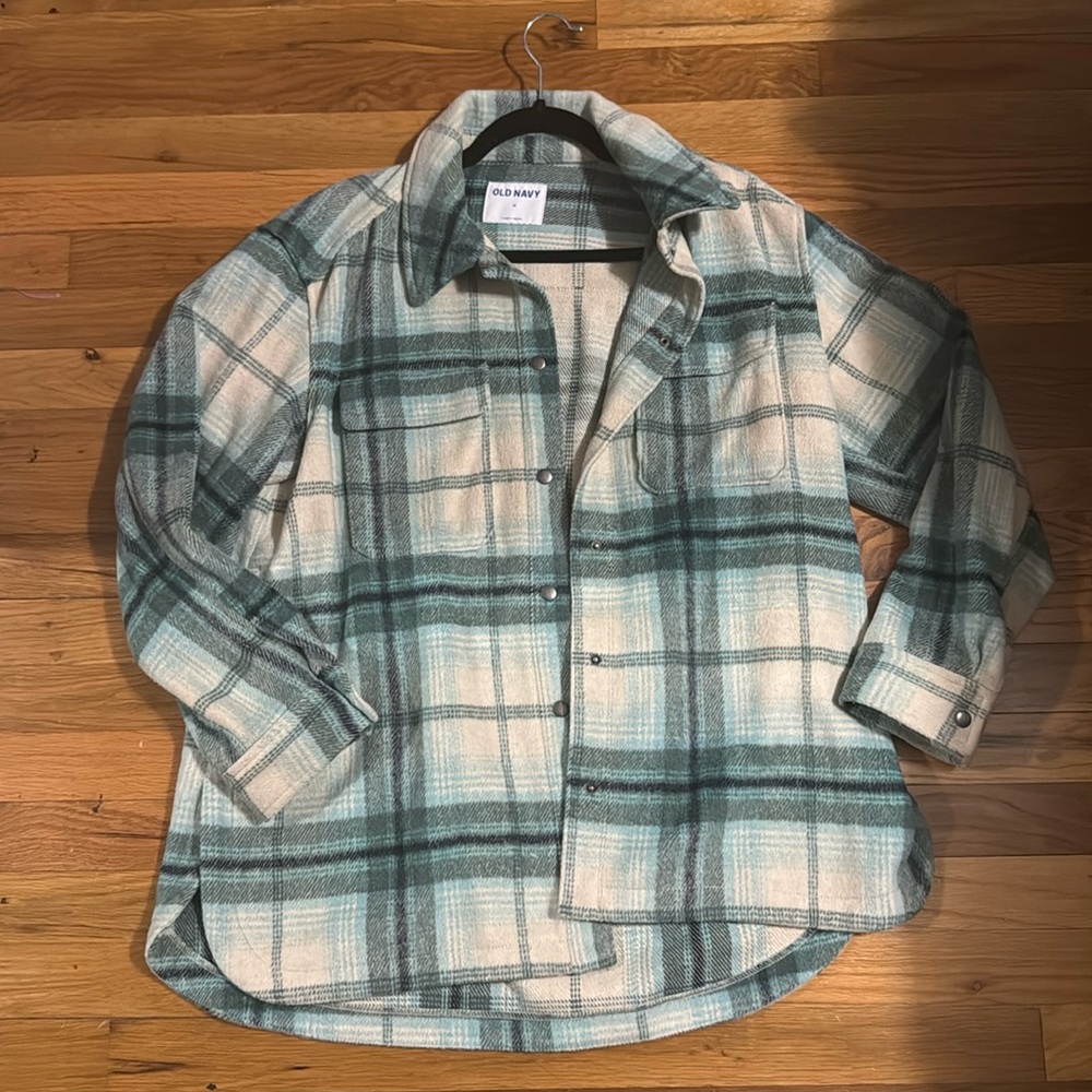 Beautiful thick shacket